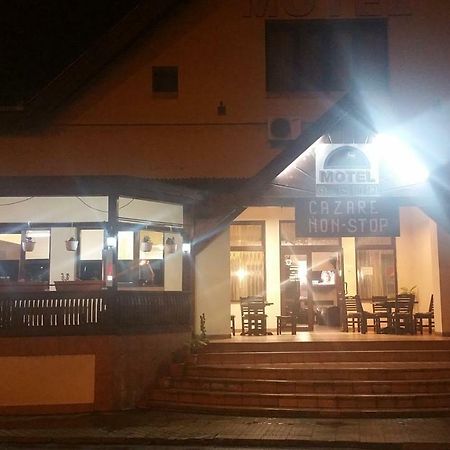 Motel Restaurant Lowe Дева Экстерьер фото
