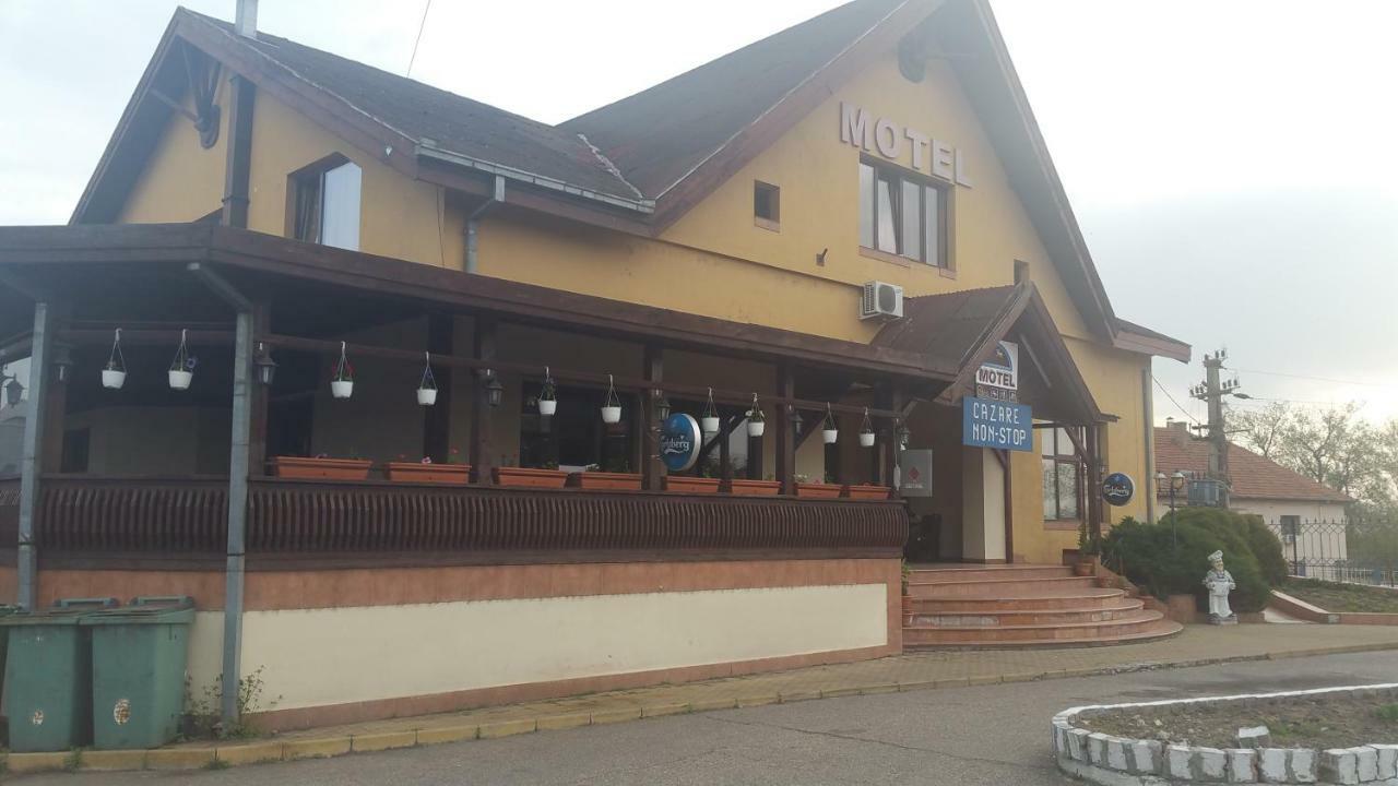Motel Restaurant Lowe Дева Экстерьер фото