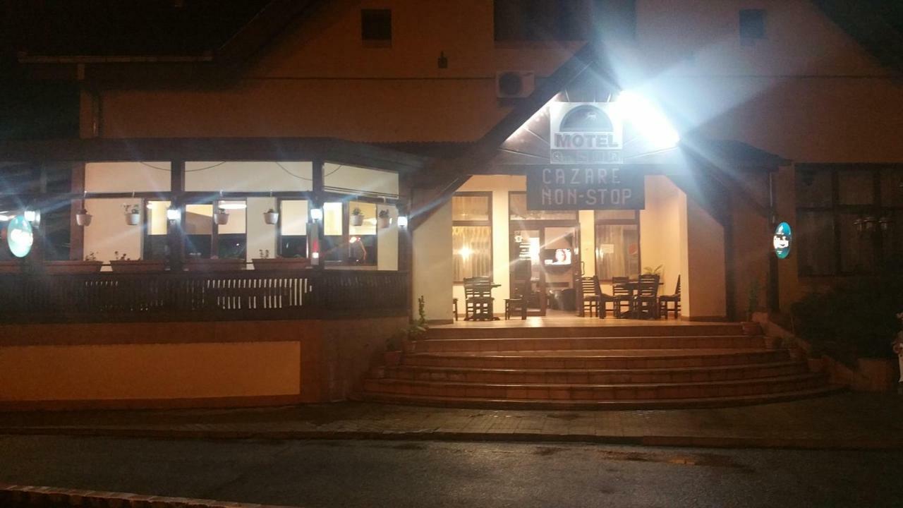 Motel Restaurant Lowe Дева Экстерьер фото